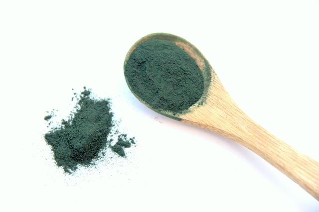 spirulina prášek